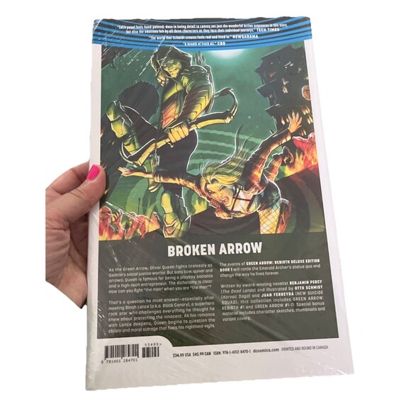Green Arrow Rebirth Deluxe Edition Book 1 NEW Sealed Hardcover Graphic Novel - Picture 2 of 2